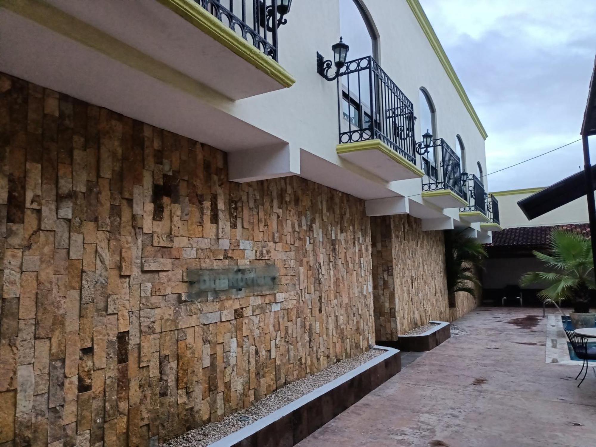 Hotel Dubrovnik Merida Exterior photo