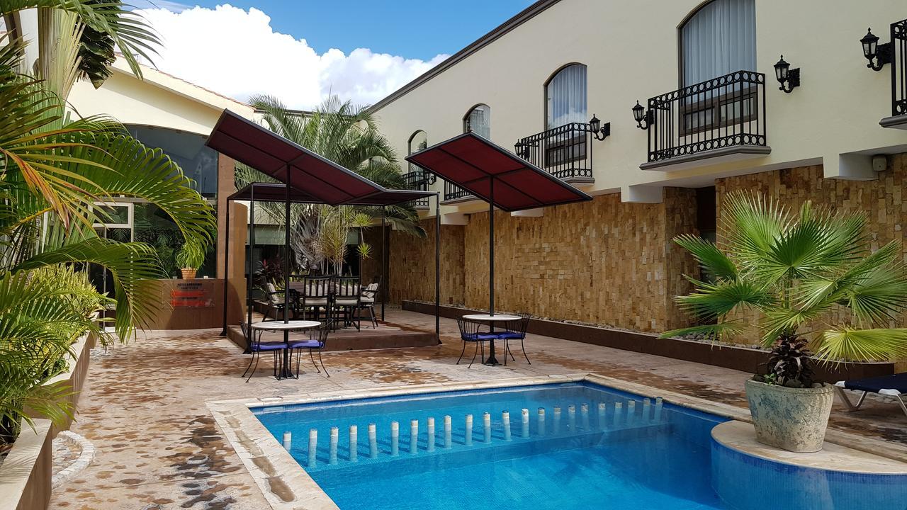 Hotel Dubrovnik Merida Exterior photo