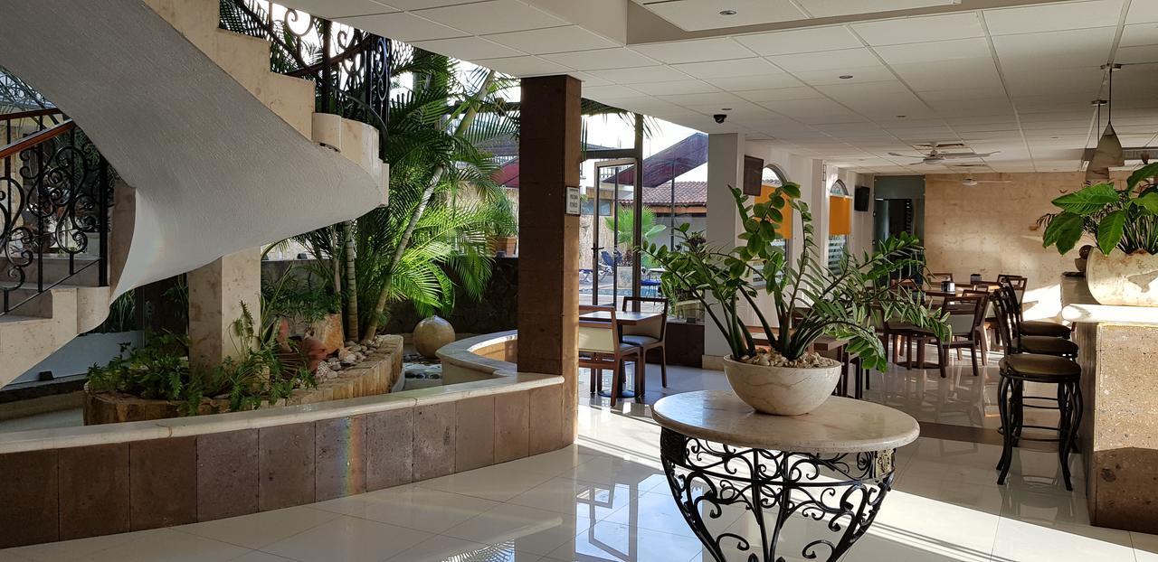 Hotel Dubrovnik Merida Exterior photo