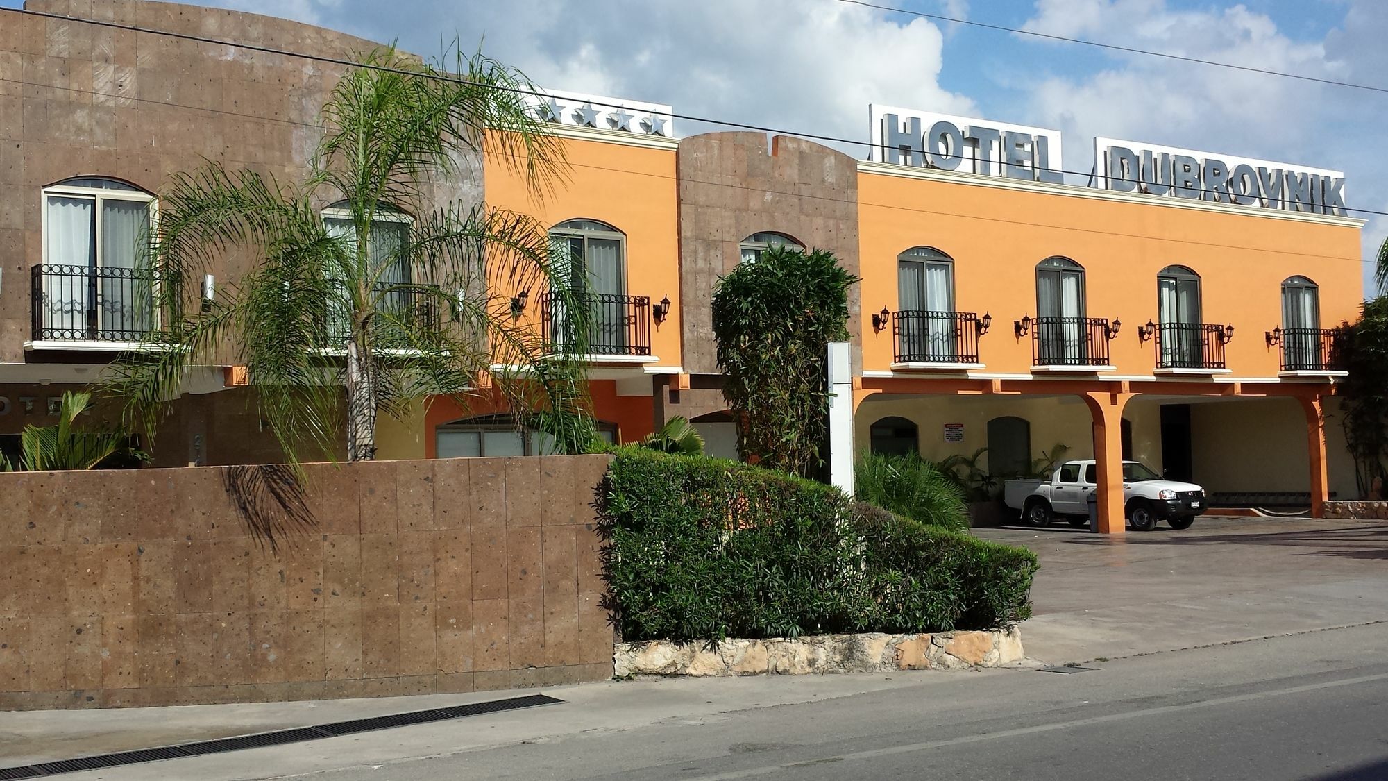 Hotel Dubrovnik Merida Exterior photo
