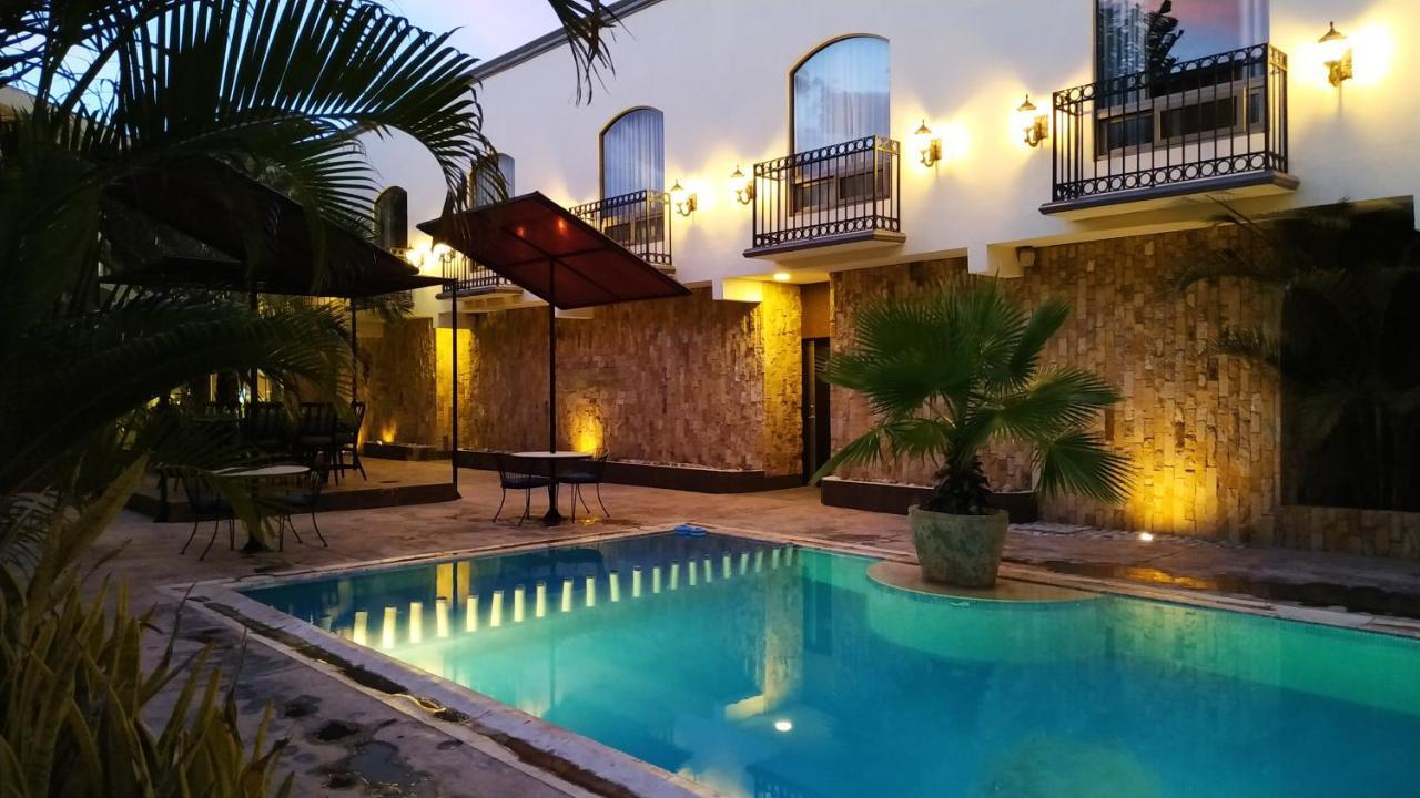Hotel Dubrovnik Merida Exterior photo